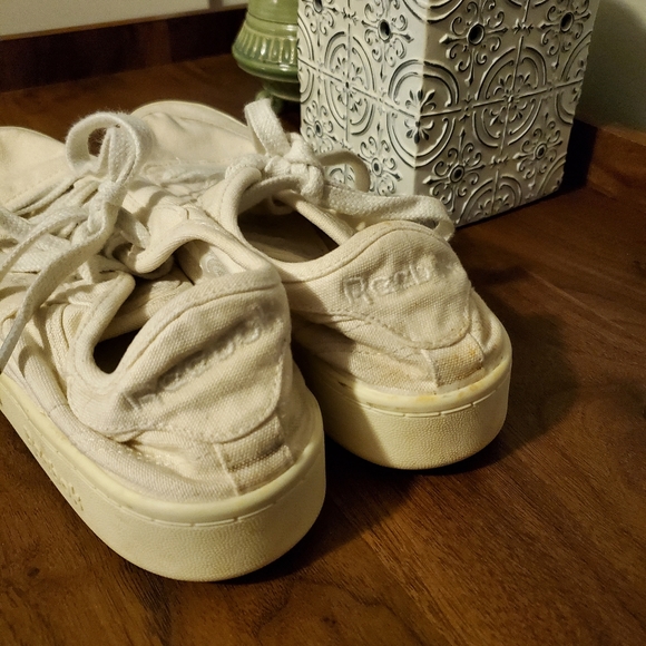 Reebok Club C Sneakers - Picture 2 of 3